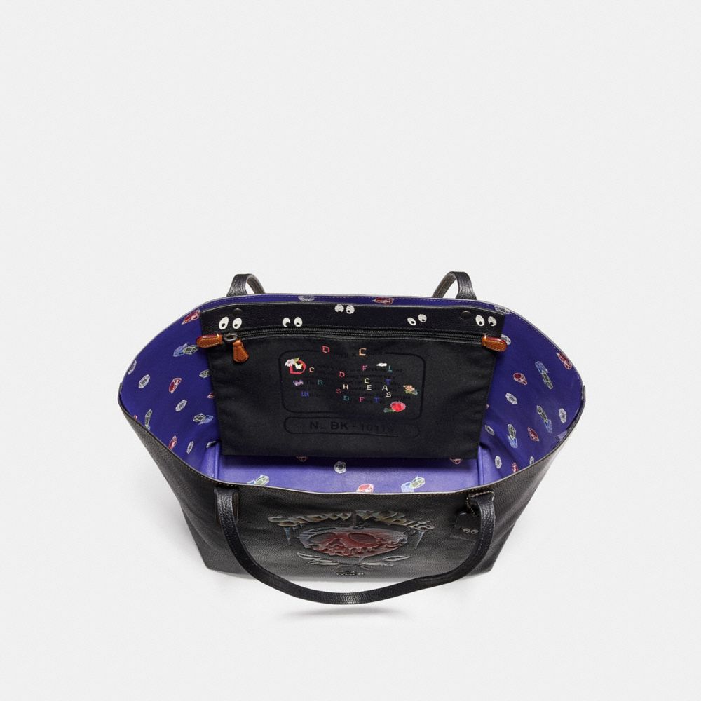 DISNEY X COACH MARKET TOTE WITH POISON APPLE GRAPHIC - Alternate View 2