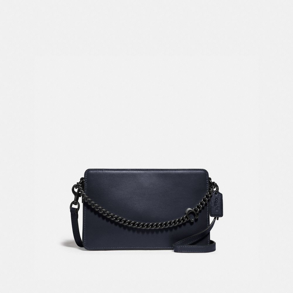 SIGNATURE CHAIN CROSSBODY