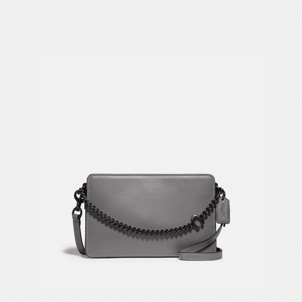SIGNATURE CHAIN CROSSBODY