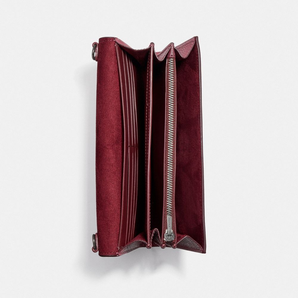 TABBY CHAIN CLUTCH - Alternate View 2