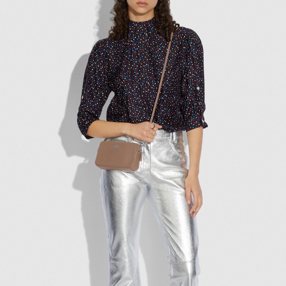 KIRA CROSSBODY - Alternate View 4